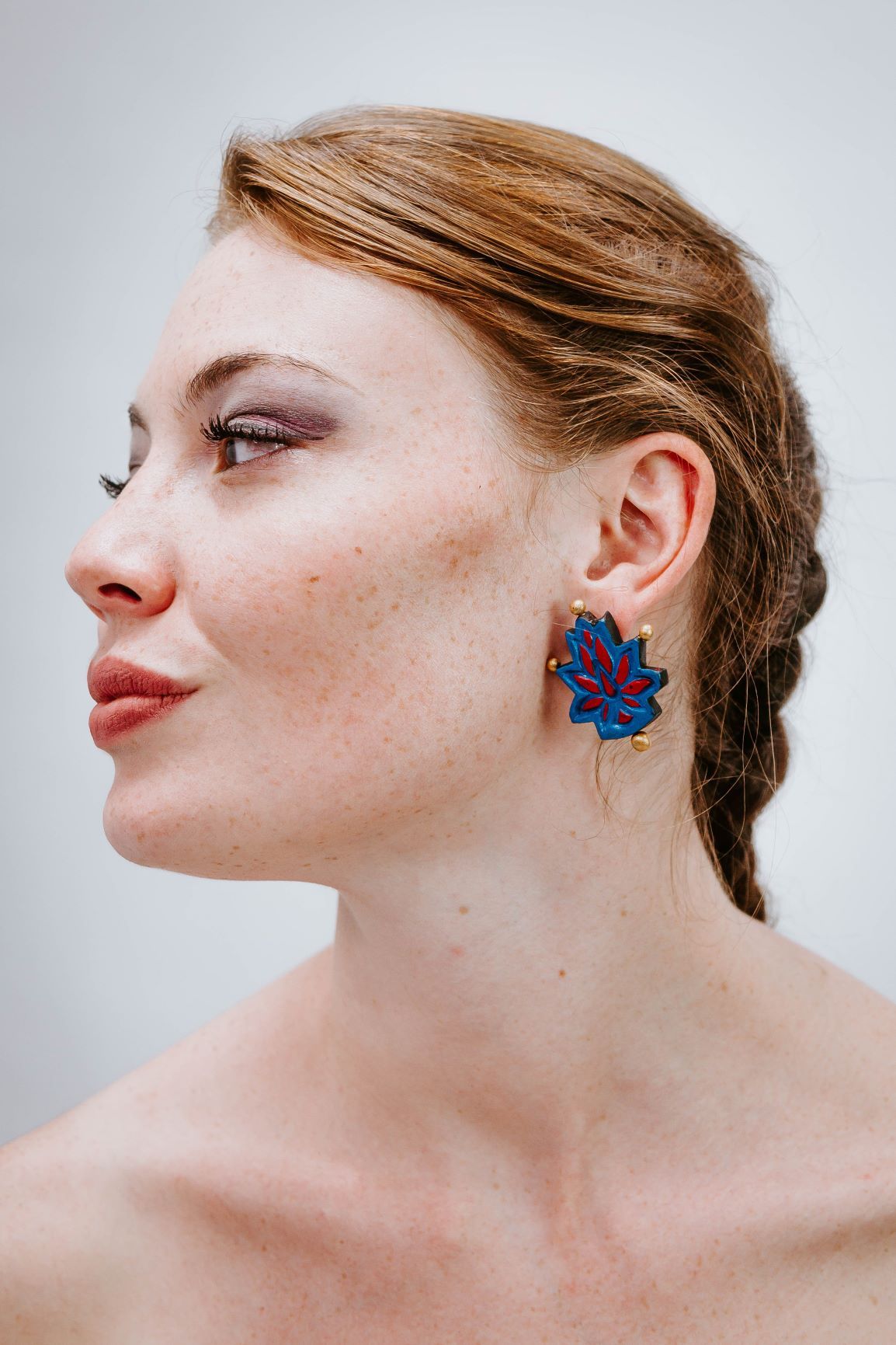 Block Lotus Bleu - Rouge - Boucles d'oreilles - Azaadi, la mode responsable accessible