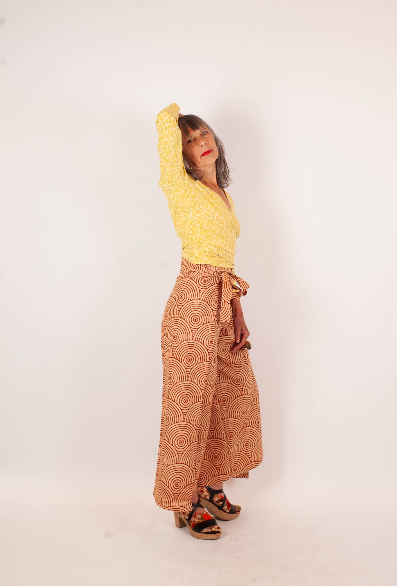 Pantalon SARASWATI - Coton bio - Imprimé UTHANA (élévation)