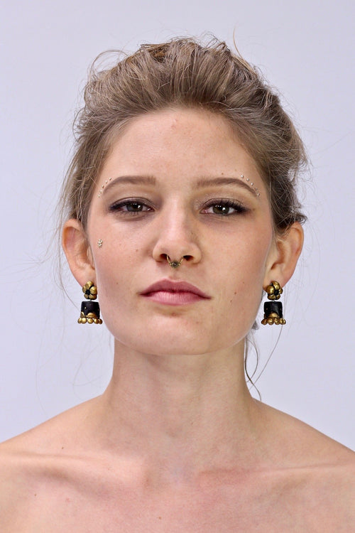 Black Daisy - Boucles d'oreilles - Azaadi, la mode responsable accessible