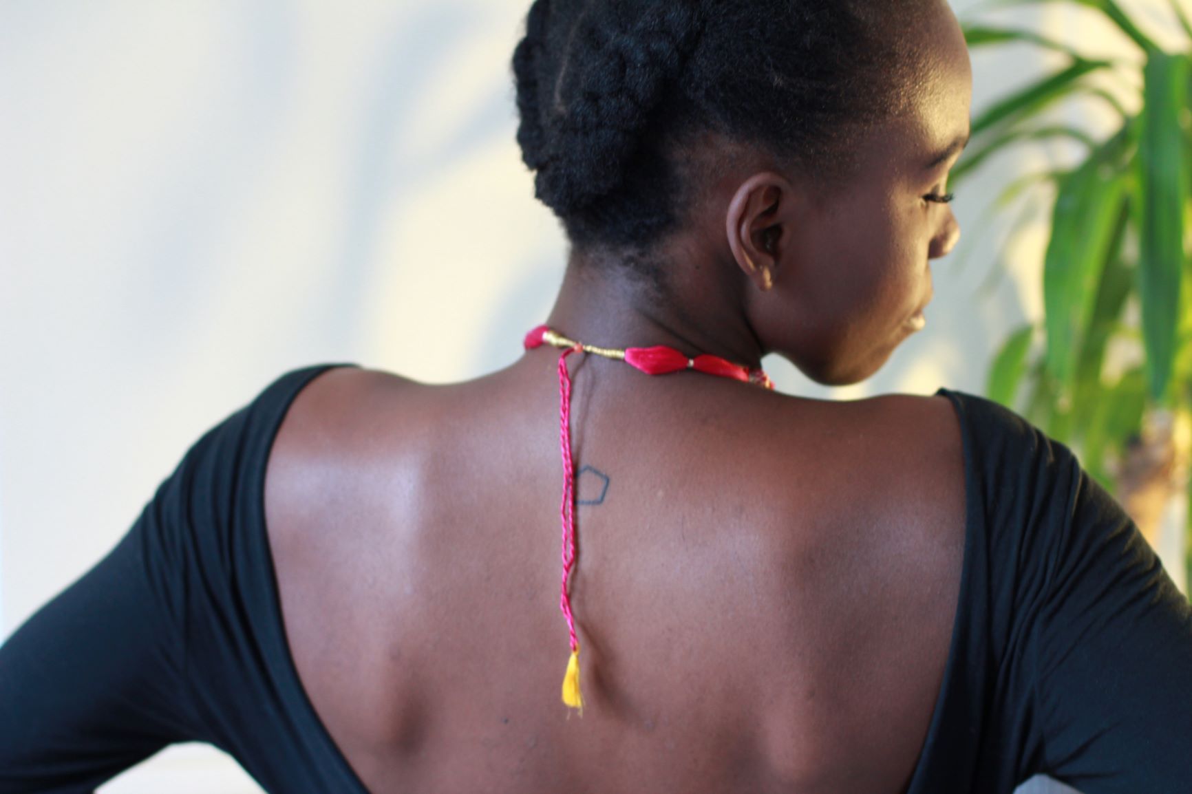 Collier en soie Rose touche soleil - Collier - Azaadi, la mode responsable accessible