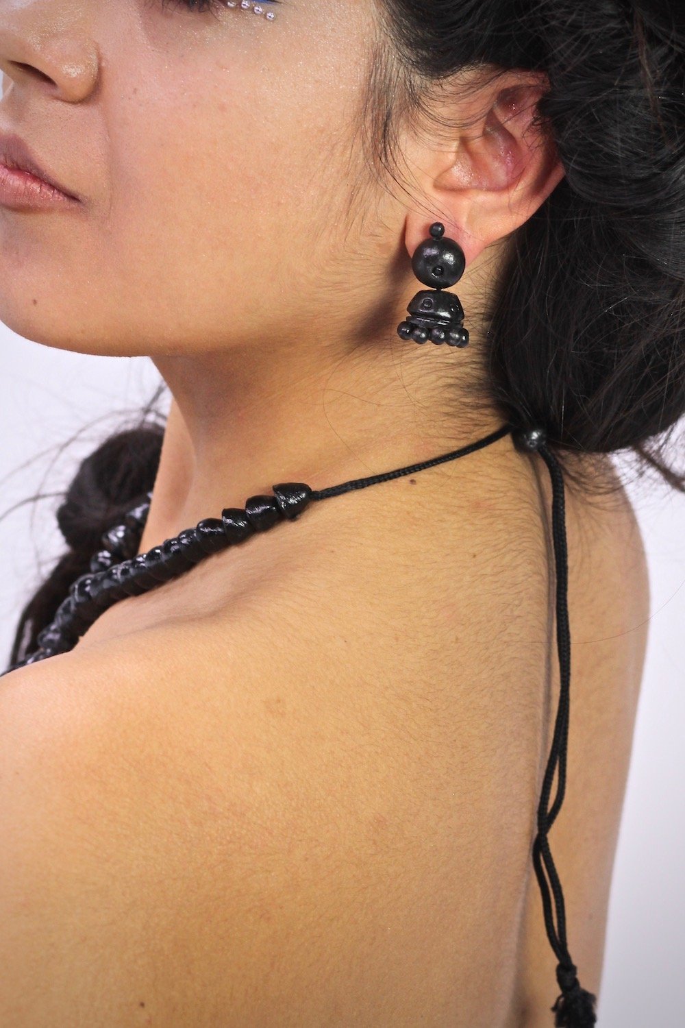 Noire - Boucles d'oreilles - Azaadi, la mode responsable accessible
