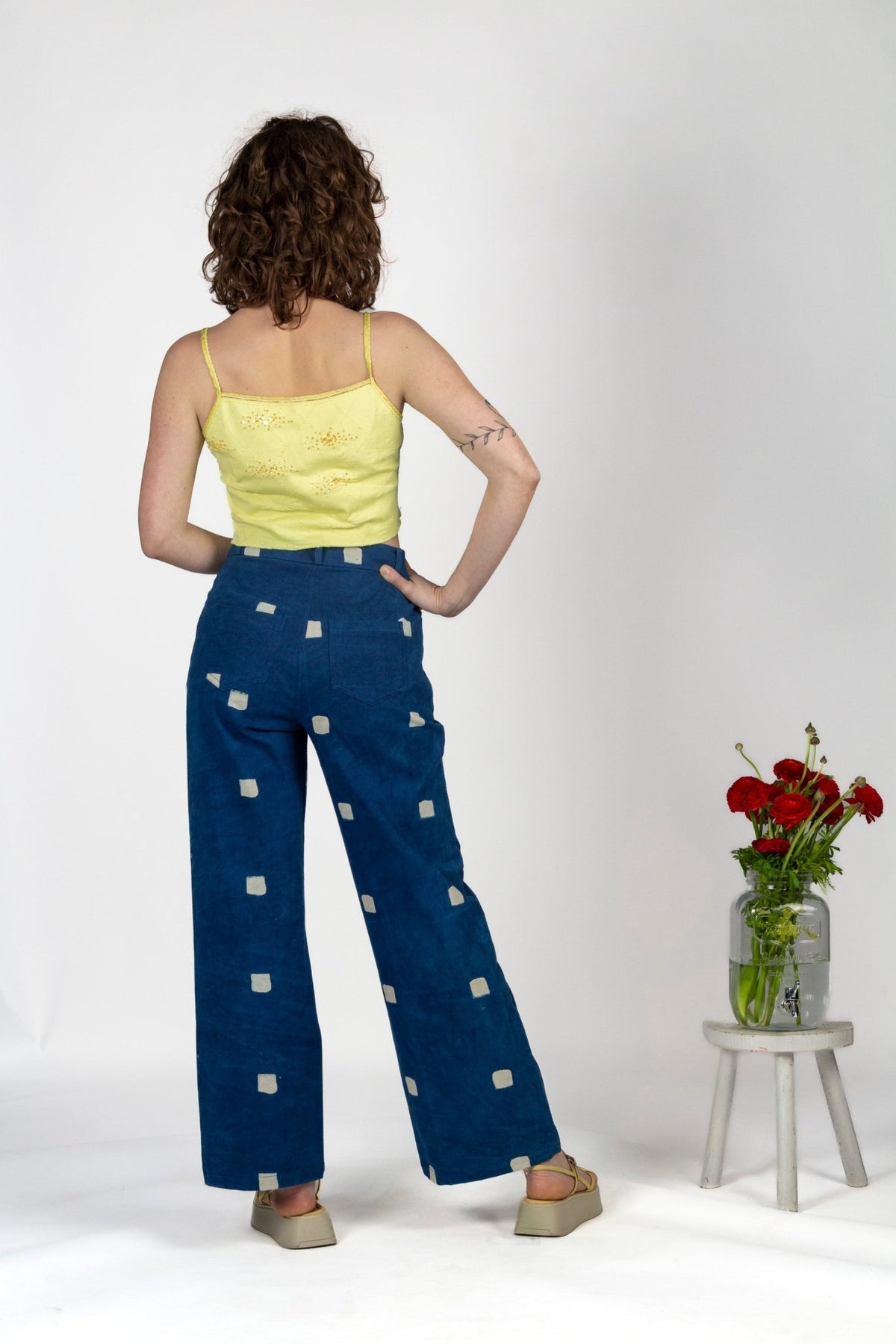 Pantalon Gwalior - Coton bio - Imprimé Indigo blue - Azaadi, la mode responsable accessible