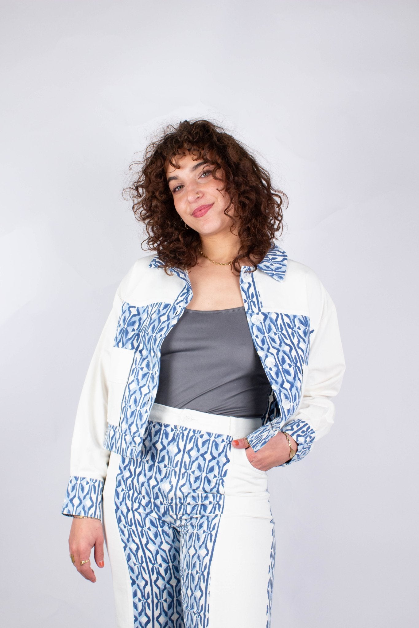 Veste PARVATI - Coton bio - Imprimé Jharana - Azaadi, la mode responsable accessible